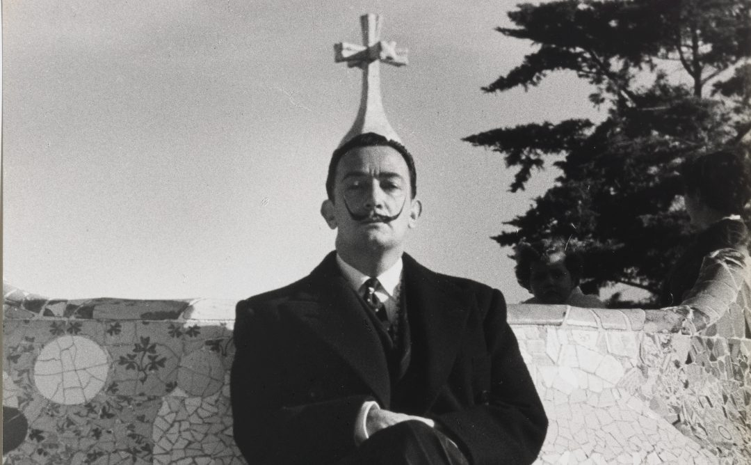 Dali-admira-Gaudi